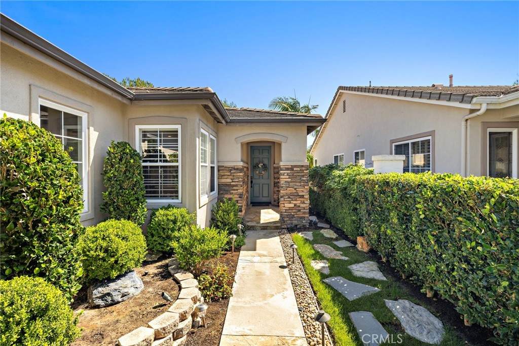 https://bt-photos.global.ssl.fastly.net/socal/orig_boomver_1_670070831-2.jpg