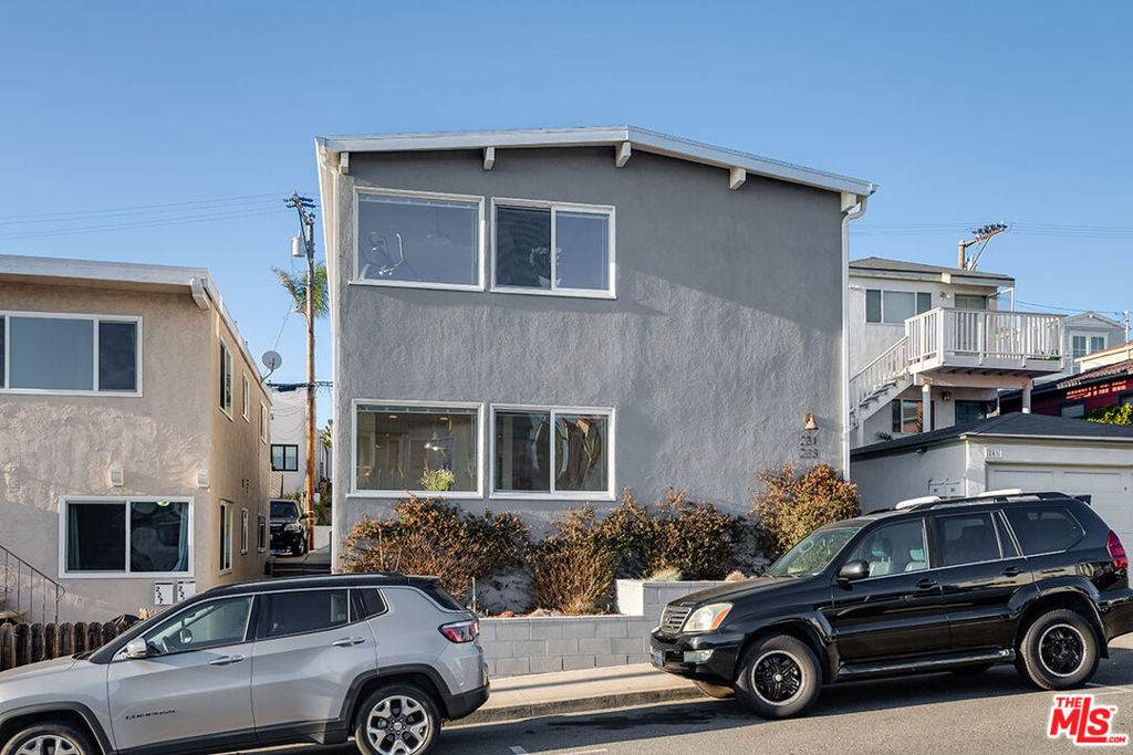 231 Longfellow Avenue - Photo 1