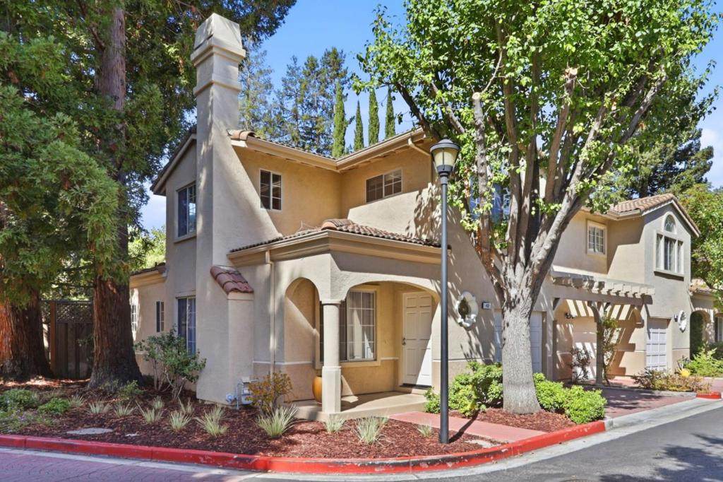 https://bt-photos.global.ssl.fastly.net/socal/orig_boomver_1_671055888-2.jpg