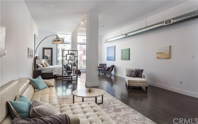 433 Pine Avenue - Photo 1