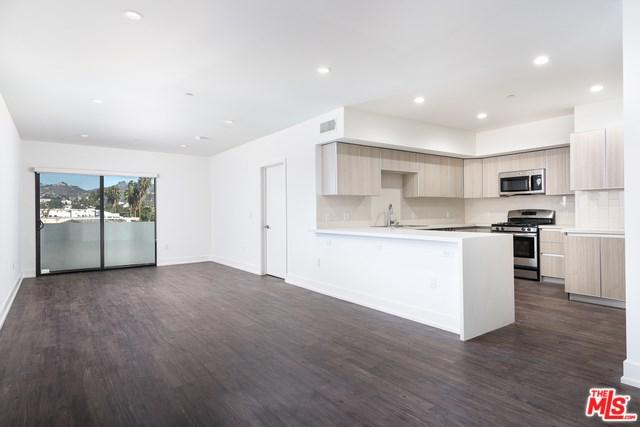 409 Hayworth Avenue - Photo 1