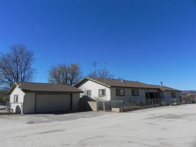 1128 Custer - Photo 1