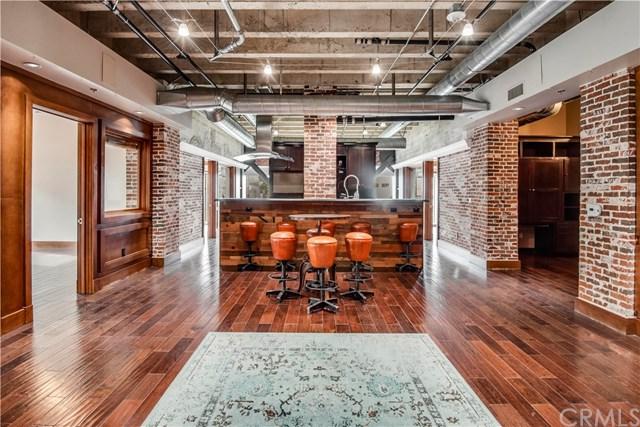 207 Broadway - Photo 1