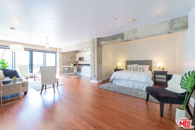 416 Spring Street - Photo 1
