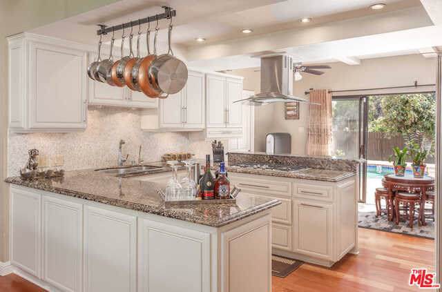 1708 Royal Oaks Drive - Photo 1 1708 Royal Oaks Drive - Photo 1