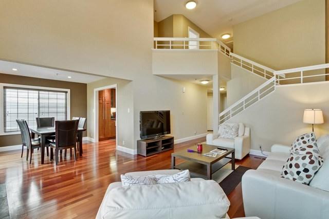 215 Roosevelt Avenue - Photo 1