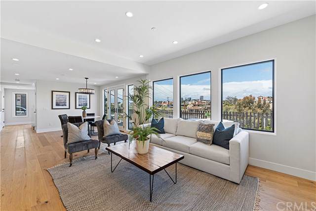 312 Dahlia Place - Photo 1