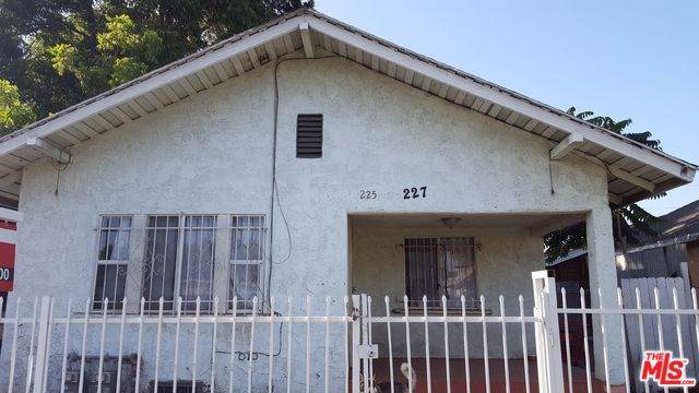 225 Gage Avenue - Photo 1