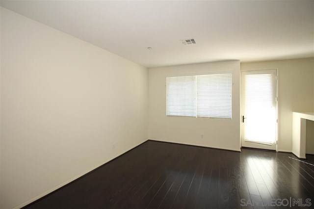 5089 Plaza Promenade - Photo 1