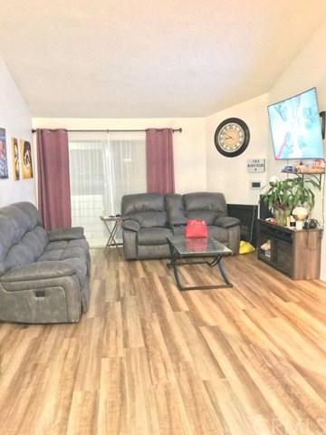 44442 15th E Street - Photo 1