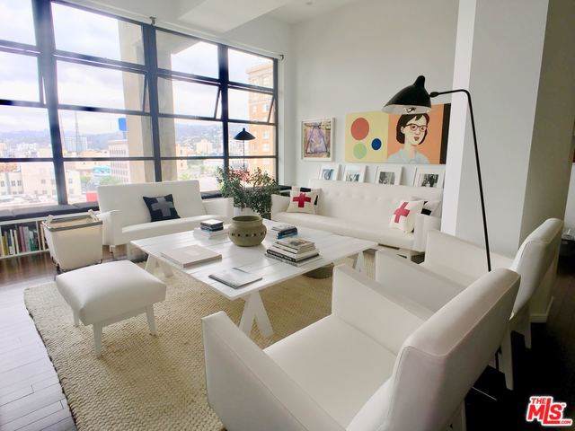 1645 Vine Street - Photo 1