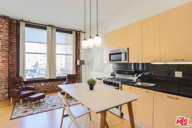 460 Spring Street - Photo 1