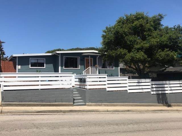 862 David Avenue - Photo 1