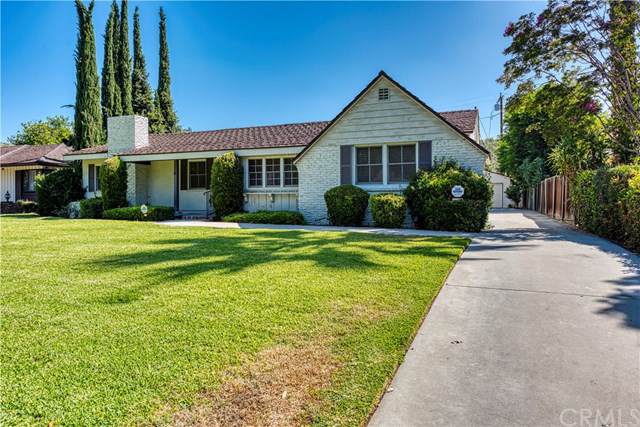 1572 Kensington Road - Photo 1