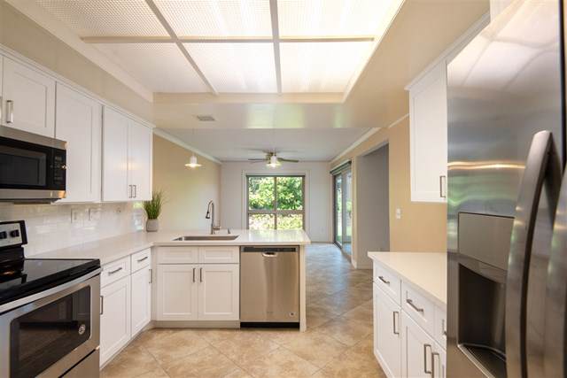 4669 Coralwood Circle - Photo 1