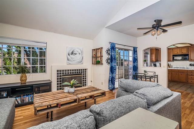 740 Breeze Hill - Photo 1