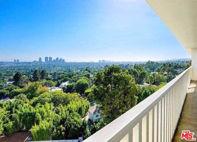 9255 Doheny Road - Photo 1