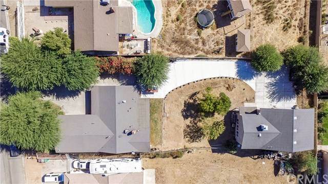 2590 Vine Avenue - Photo 1