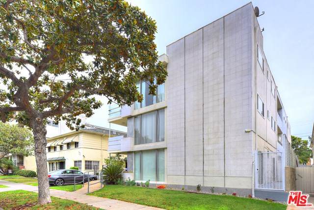 248 Doheny Drive - Photo 1