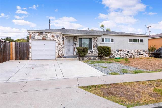 671 Woodlawn Ave - Photo 1