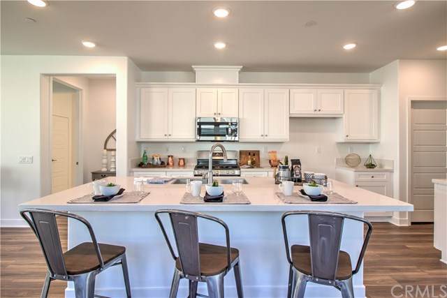 1516 Summerfield Way - Photo 1