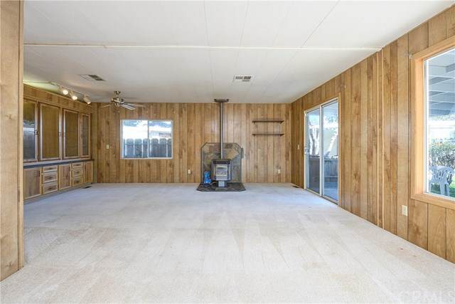 1800 Main Street - Photo 1