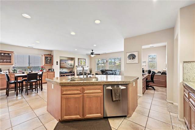 1632 Beechwood - Photo 1 1632 Beechwood - Photo 1