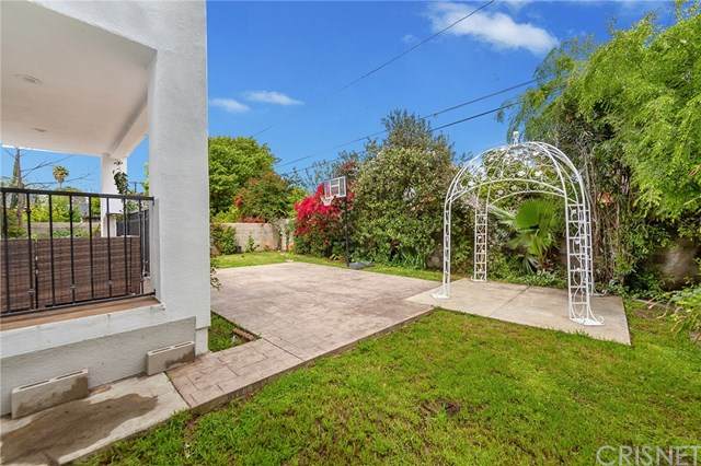 17807 Collins Street - Photo 1 17807 Collins Street - Photo 1