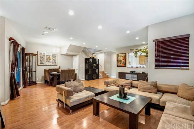 621 Olive Avenue - Photo 1