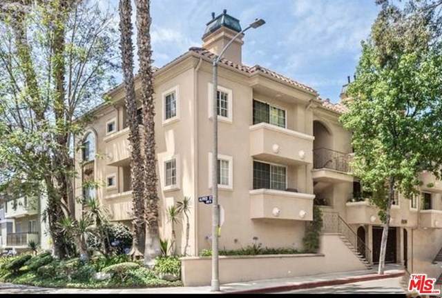 8474 Romaine Street - Photo 1