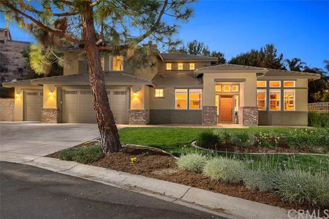 1154 Santa Fe Way - Photo 1