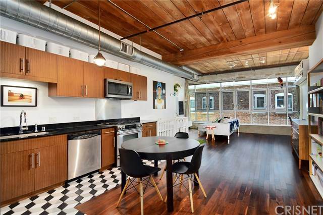 530 Hewitt Street - Photo 1
