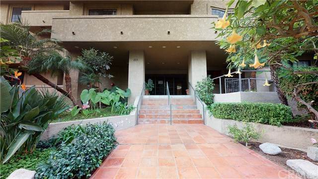221 Oak Knoll Avenue - Photo 1
