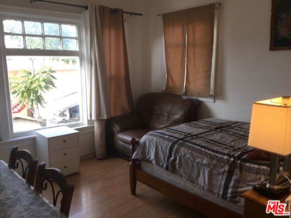 2121 Michigan Avenue - Photo 1