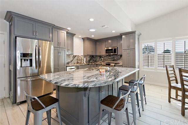 965 Valencia Street - Photo 1