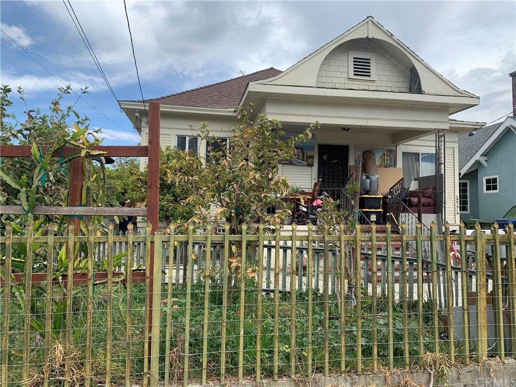 1475 28th Street - Photo 1