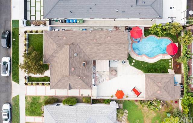 5306 Beeman Avenue - Photo 1