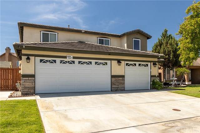 4425 Thornbush Drive - Photo 1