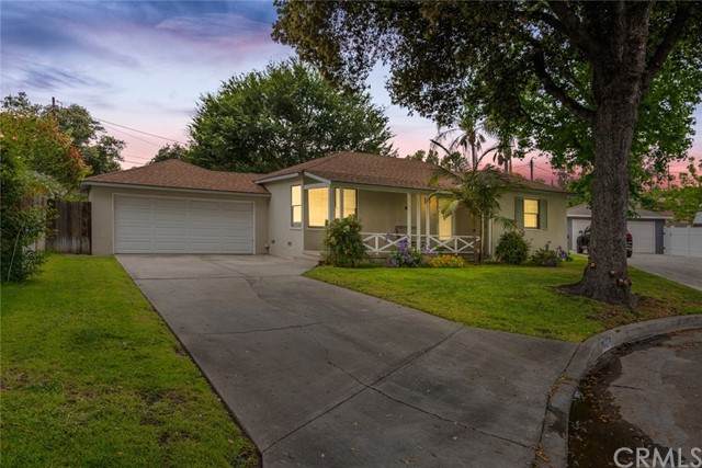 407 Adams Avenue - Photo 1