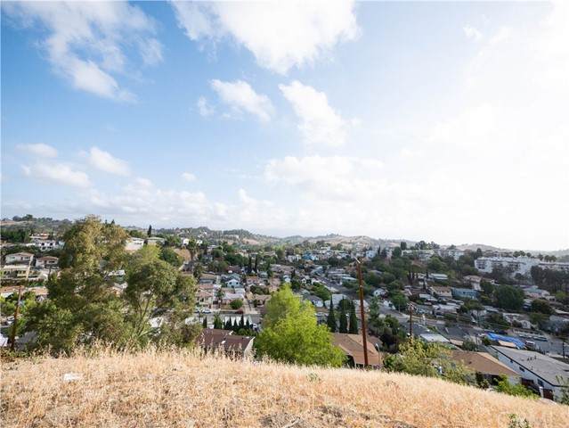 4555 Carter Drive - Photo 1