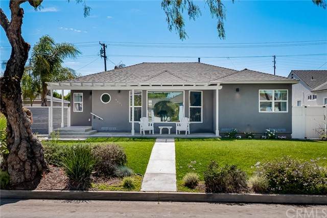 4601 Pepperwood Avenue - Photo 1