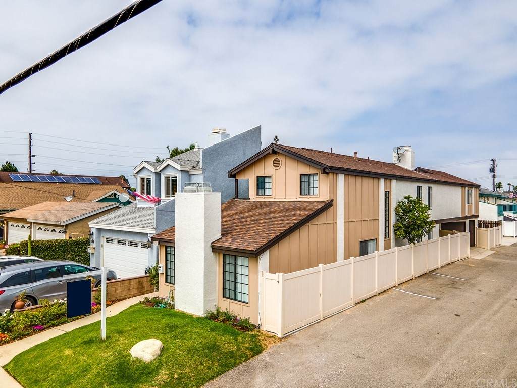 221 Memphis Avenue - Photo 1