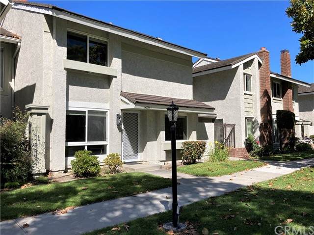14321 Baker Street - Photo 1