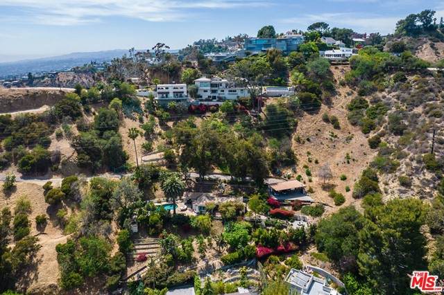 1860 Blue Heights Drive - Photo 1