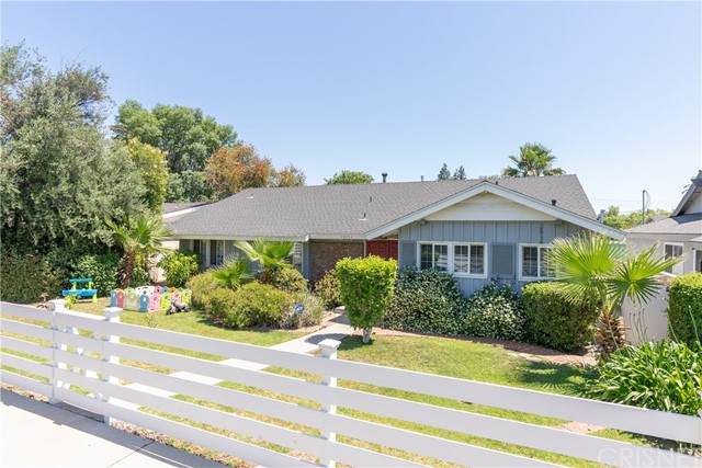 18934 Lassen Street - Photo 1