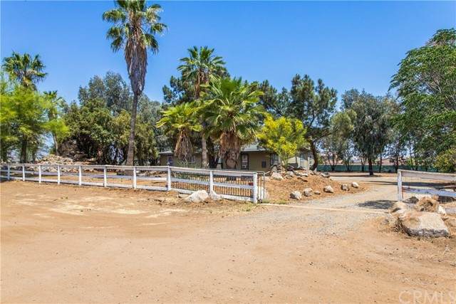 25310 Kuffel Road - Photo 1