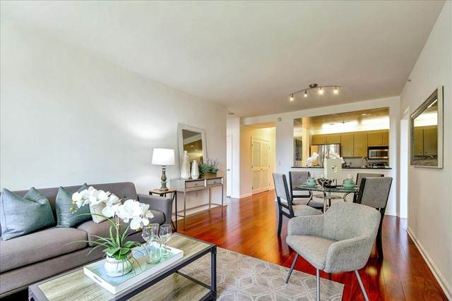 140 Van Ness Avenue - Photo 1