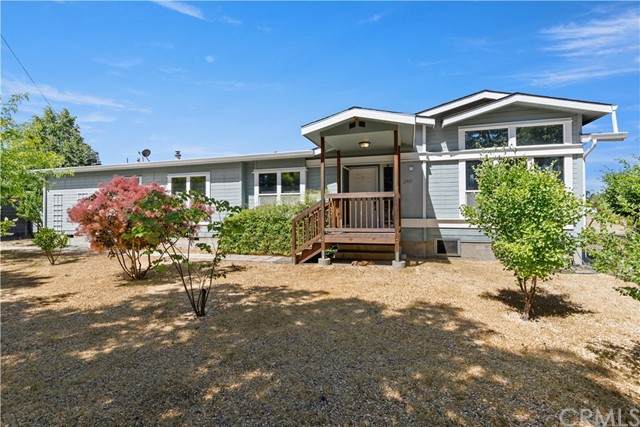 2777 Reeves Lane - Photo 1