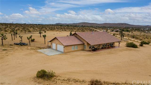 59494 Campanula Street - Photo 1