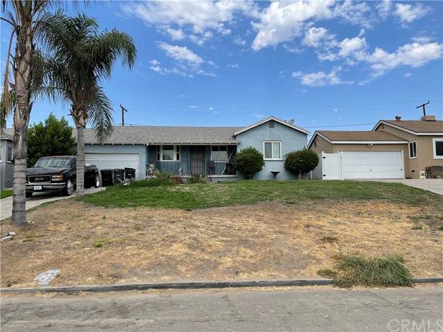 825 Valencia Drive - Photo 1